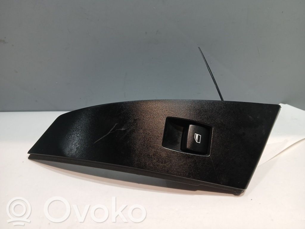 BMW 5 E60 E61 Elektrisko logu slēdzis 