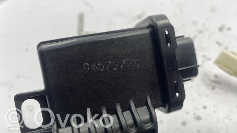 Manecilla externa puerta delantera   692110D901