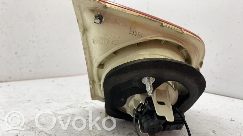 Volkswagen Jetta V Luci posteriori del portellone del bagagliaio 