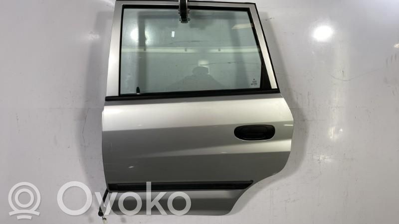 Mitsubishi Space Star Puerta trasera 
