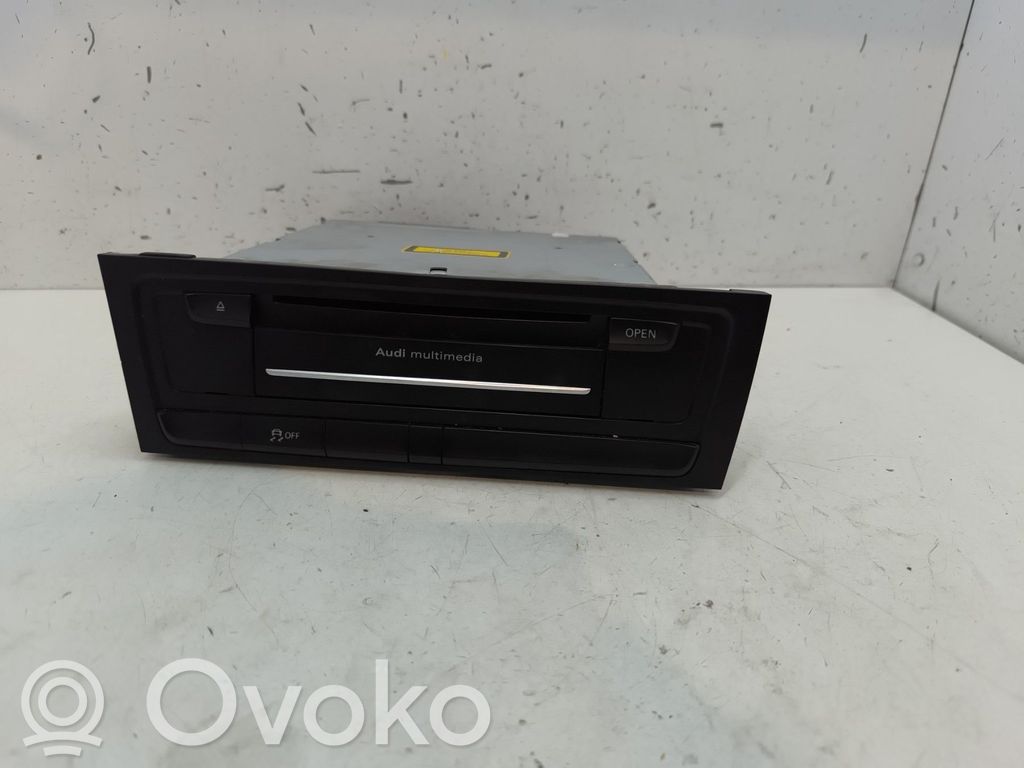 Panel / Radioodtwarzacz CD/DVD/GPS   4E0057110L