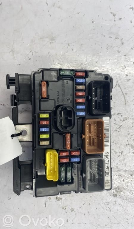 Peugeot 207 BSM Control unit 