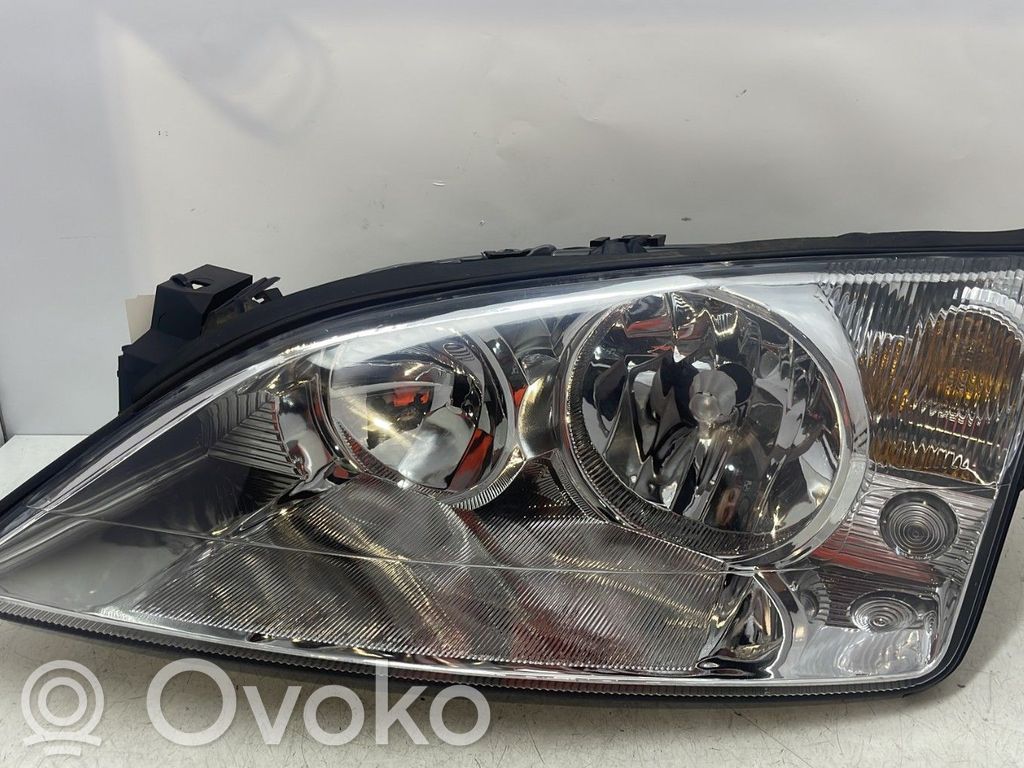 Ford Mondeo Mk III Lampa przednia 