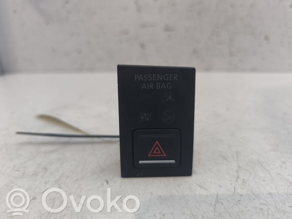 Comutator lumini pericol   5G0953509A