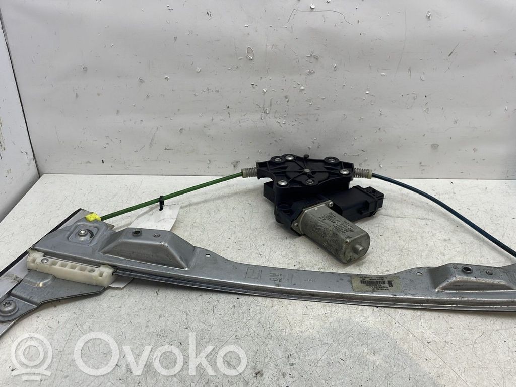Opel Corsa D Macara ușă față cu motor 