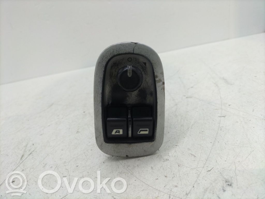 Interruptor del elevalunas eléctrico   9331FN
