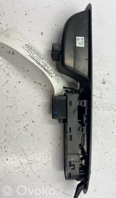Citroen DS3 Electric window control switch 