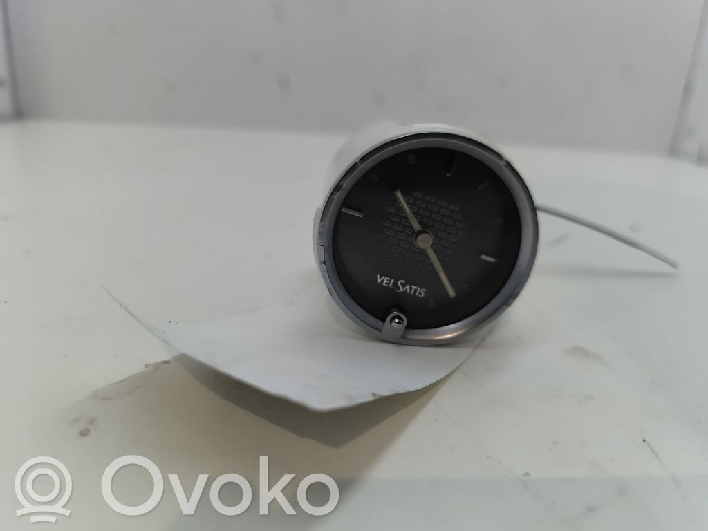 Renault Vel Satis Pulkstenis 