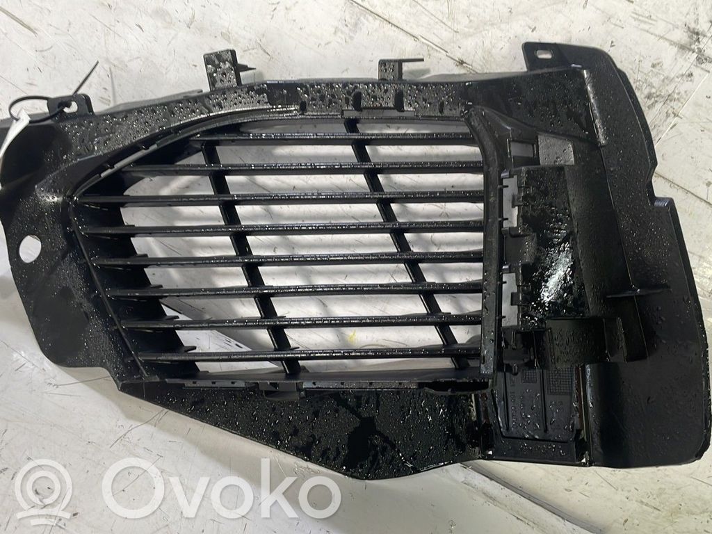 Peugeot 3008 II Etupuskurin ylempi jäähdytinsäleikkö