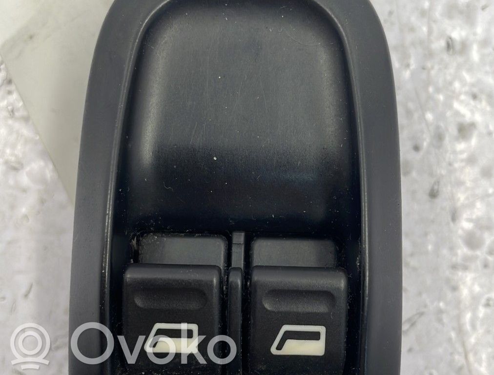 Peugeot 206 Interruttore di controllo dell’alzacristalli elettrico 