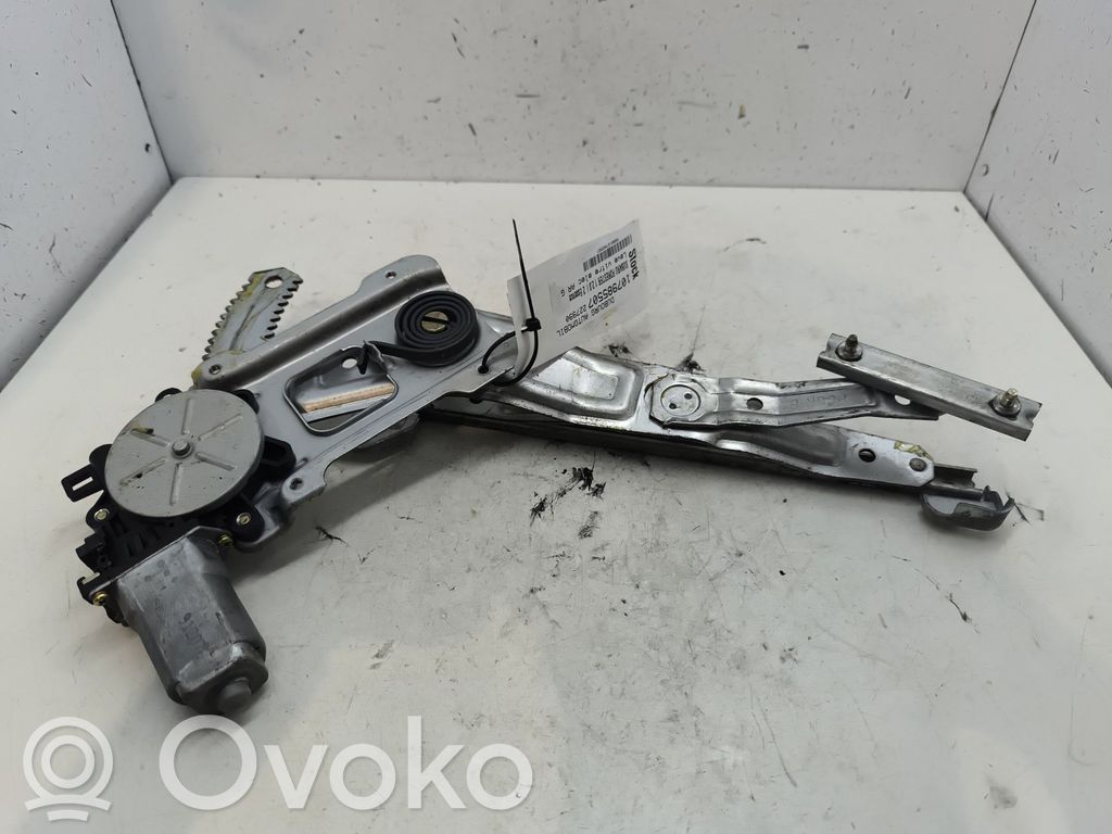 Elektryczny podnośnik szyby drzwi tylnych   62222SA011