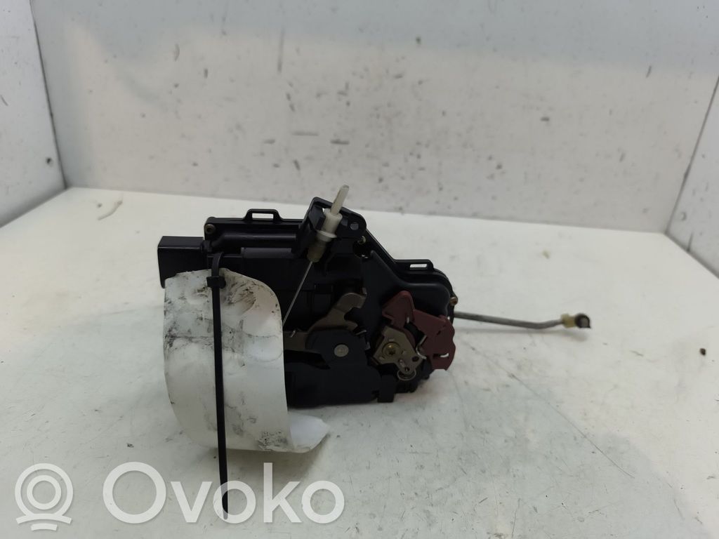 Etuoven lukko   8E1837016C