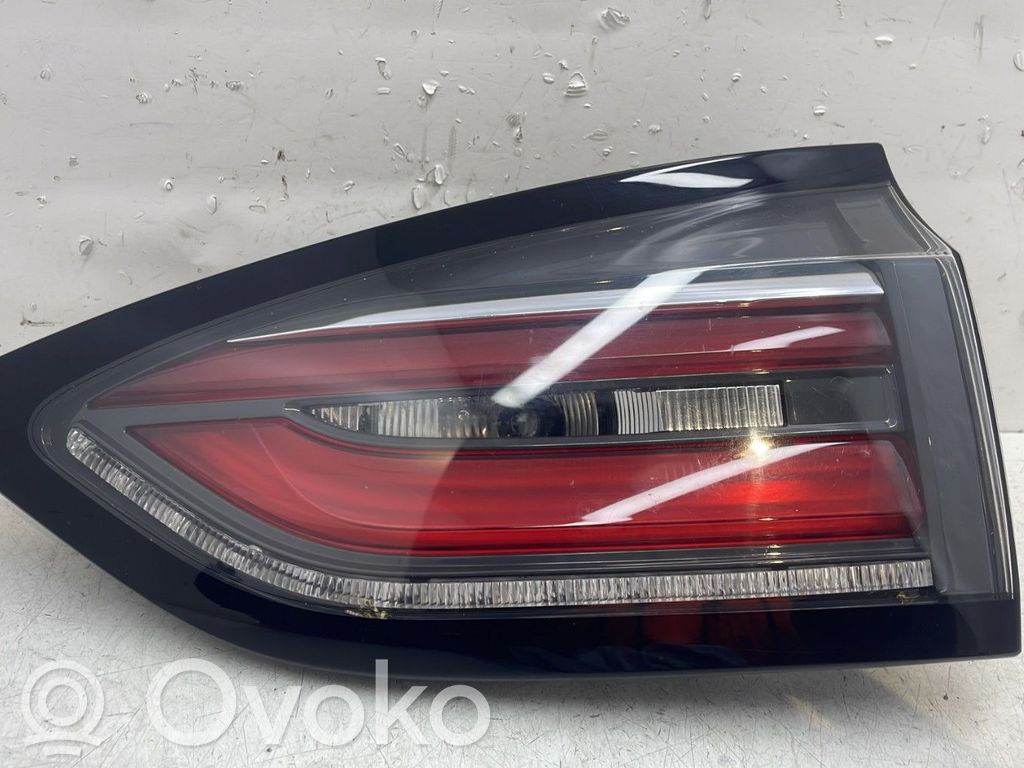 Renault Espace V (RFC) Luci posteriori del portellone del bagagliaio