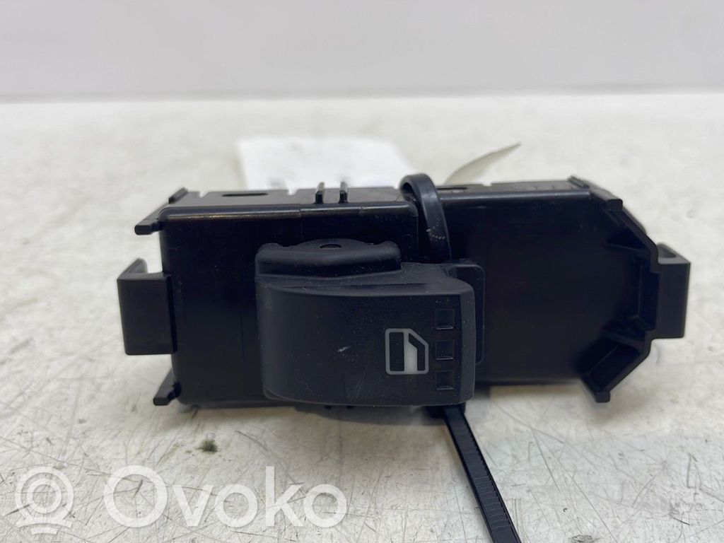 Electric window control switch   192752