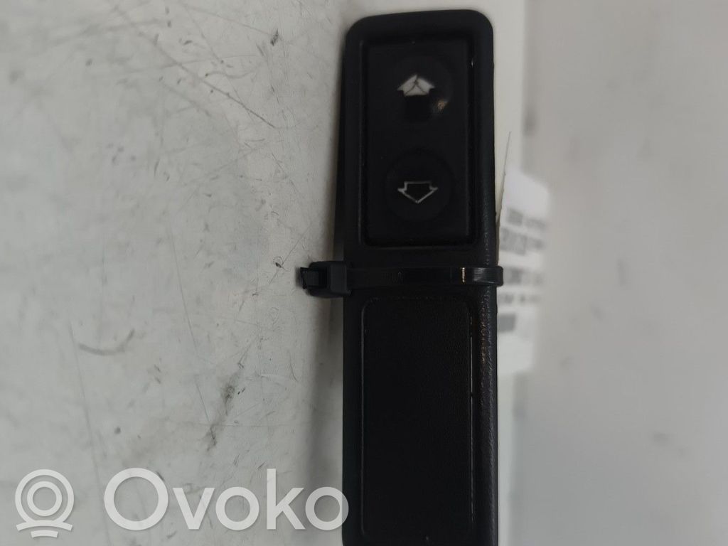 Przyciski szyb   61318365300