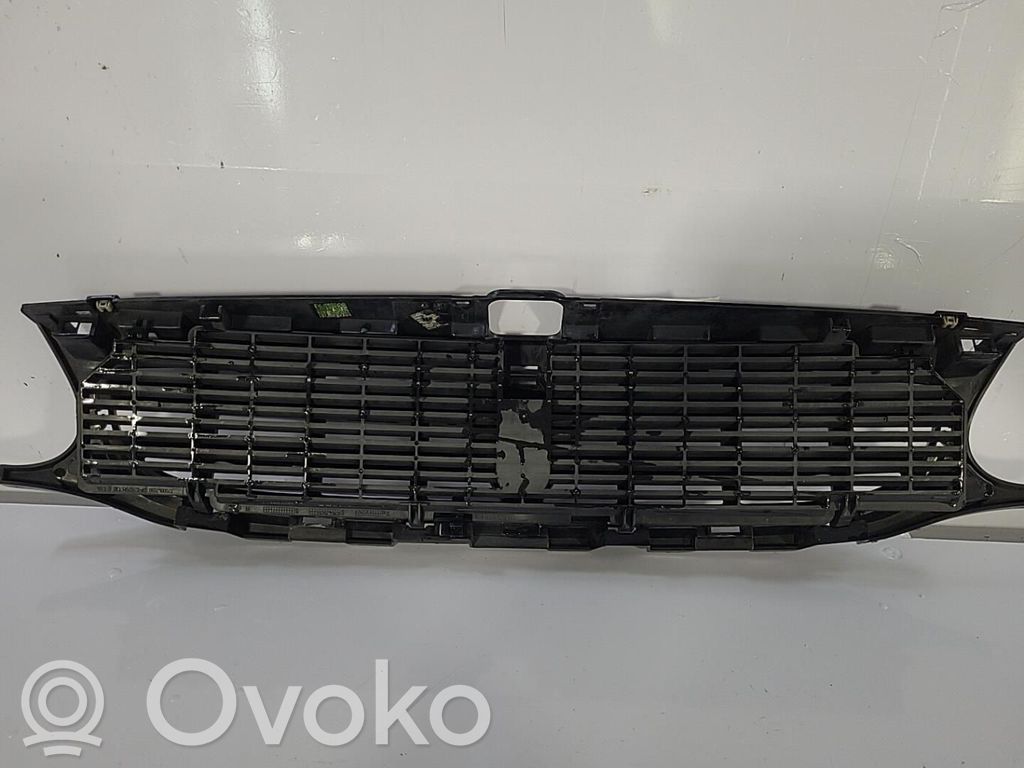 Renault Safrane Etusäleikkö 