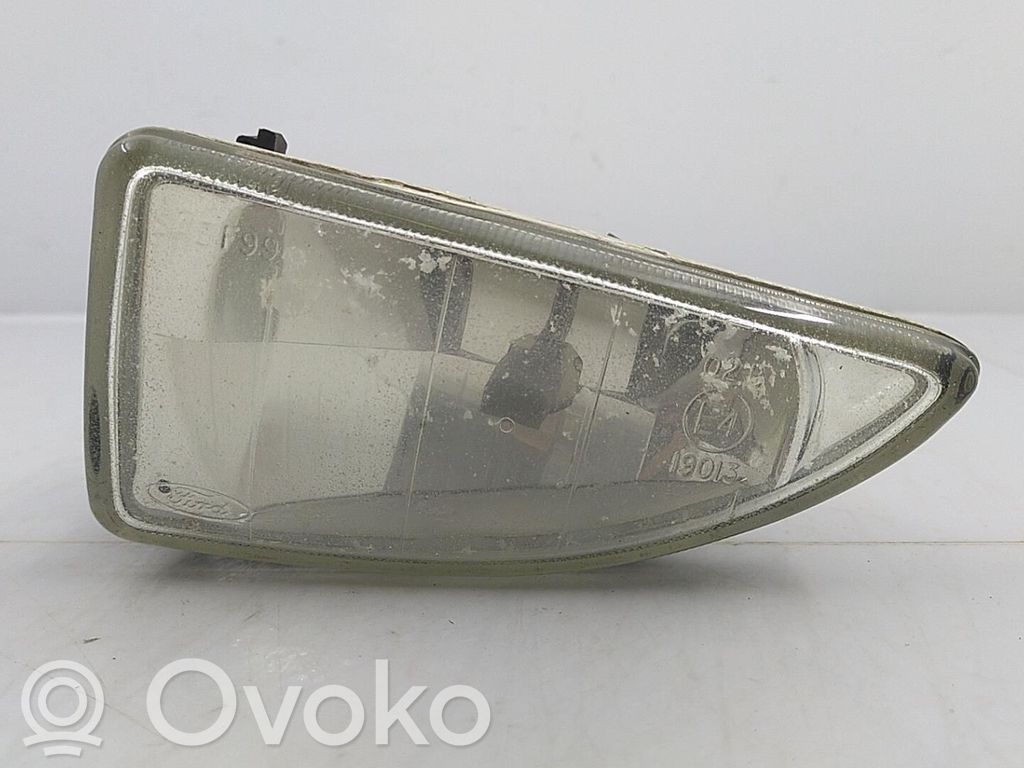 Miglas lukturis priekšā   1346659