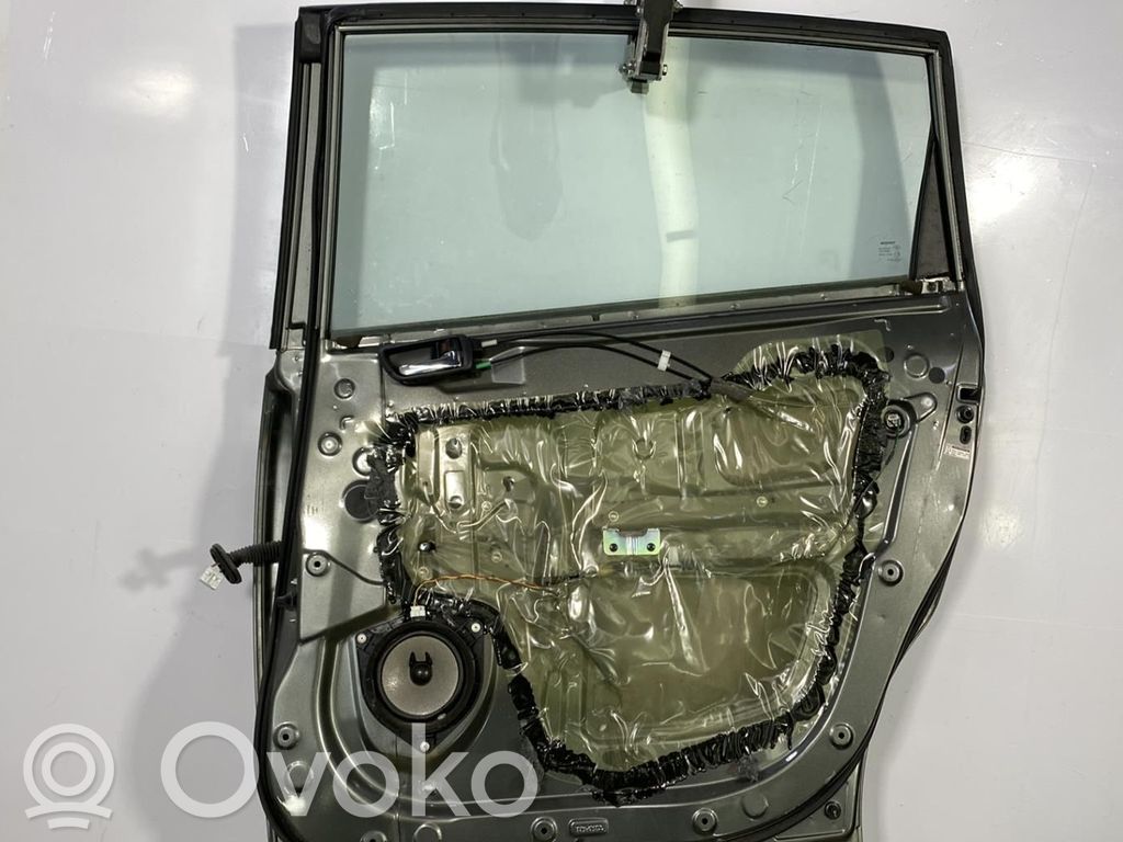 Puerta trasera   670030F010