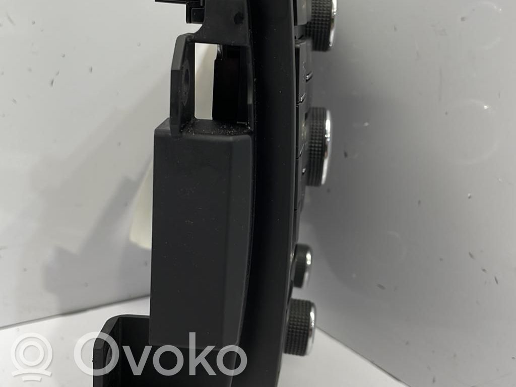 Opel Astra J Panel klimatyzacji 