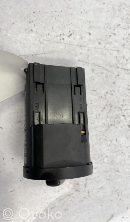 Volkswagen Polo III 6N 6N2 6NF Interruttore luci