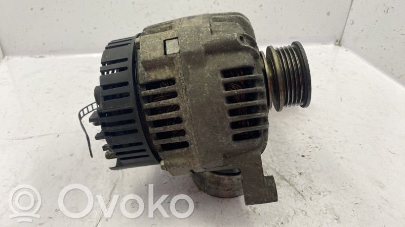 Audi A4 S4 B5 8D Ģenerators 