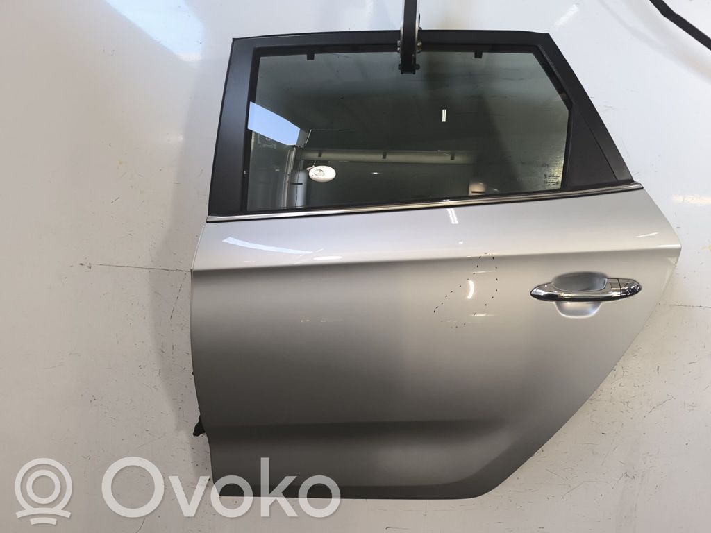 Puerta trasera   77003A4050