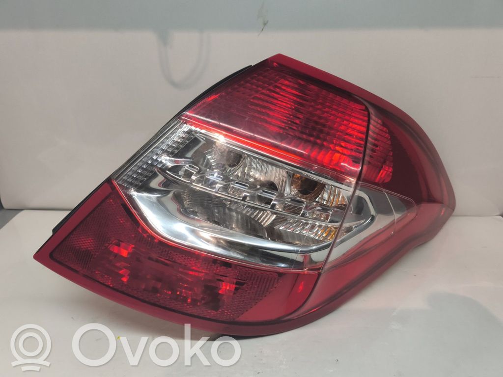 Citroen C4 II Luci posteriori 