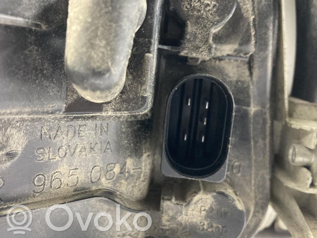 Takavalot   8E5945096