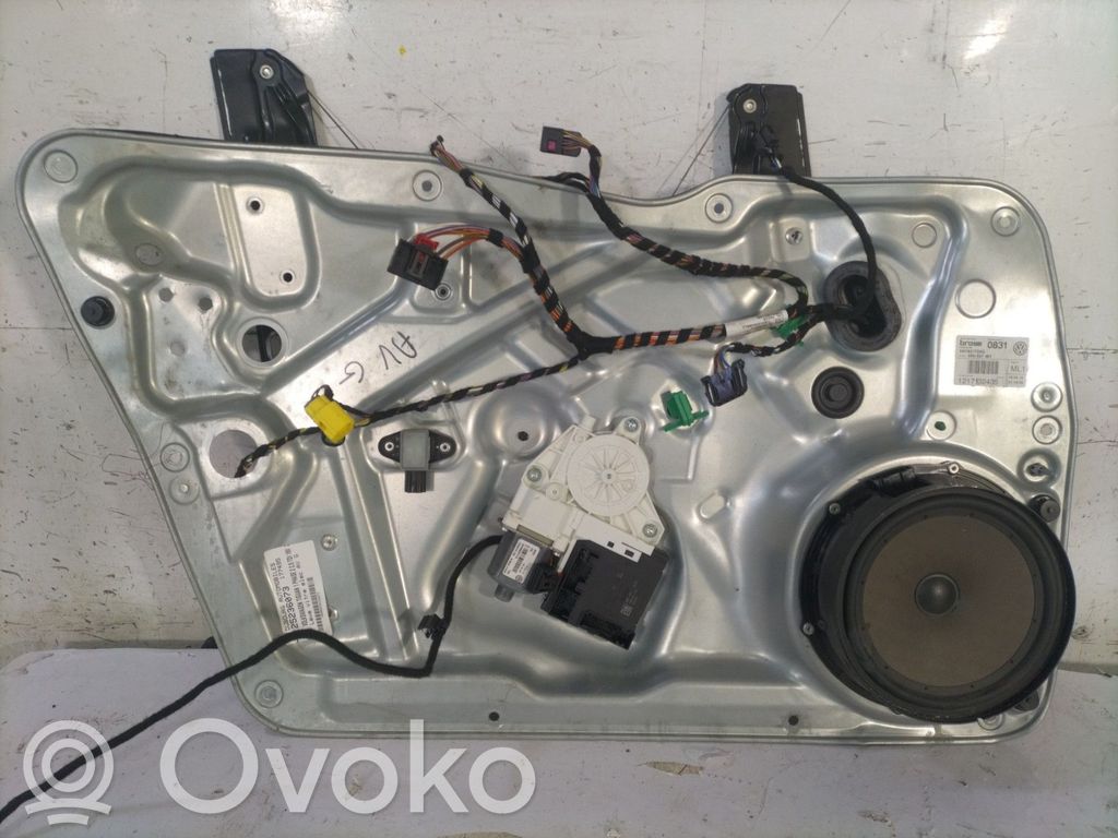 Volkswagen Tiguan Alzacristalli della portiera anteriore con motorino