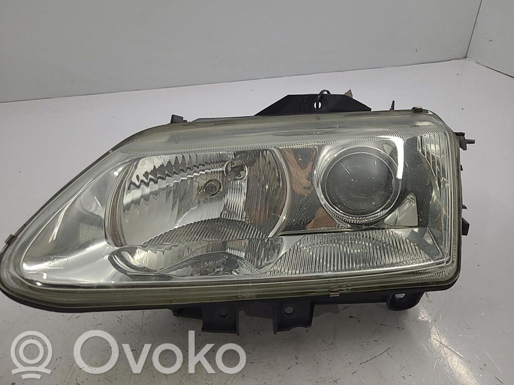 Phare frontale   6025371077