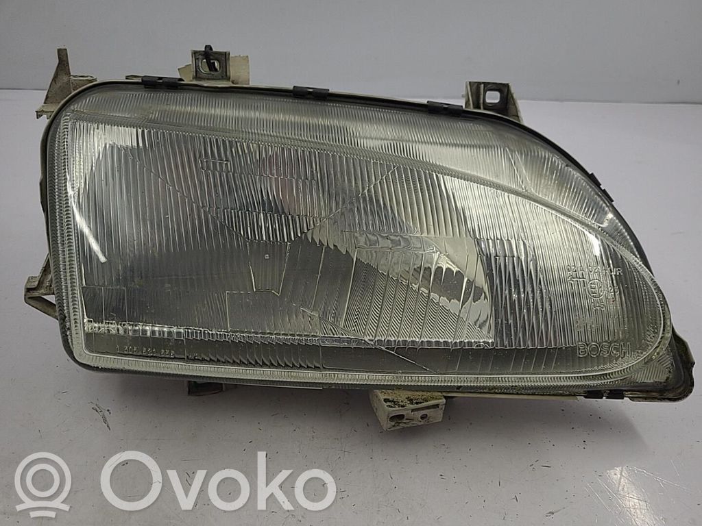 Headlight/headlamp   1005710