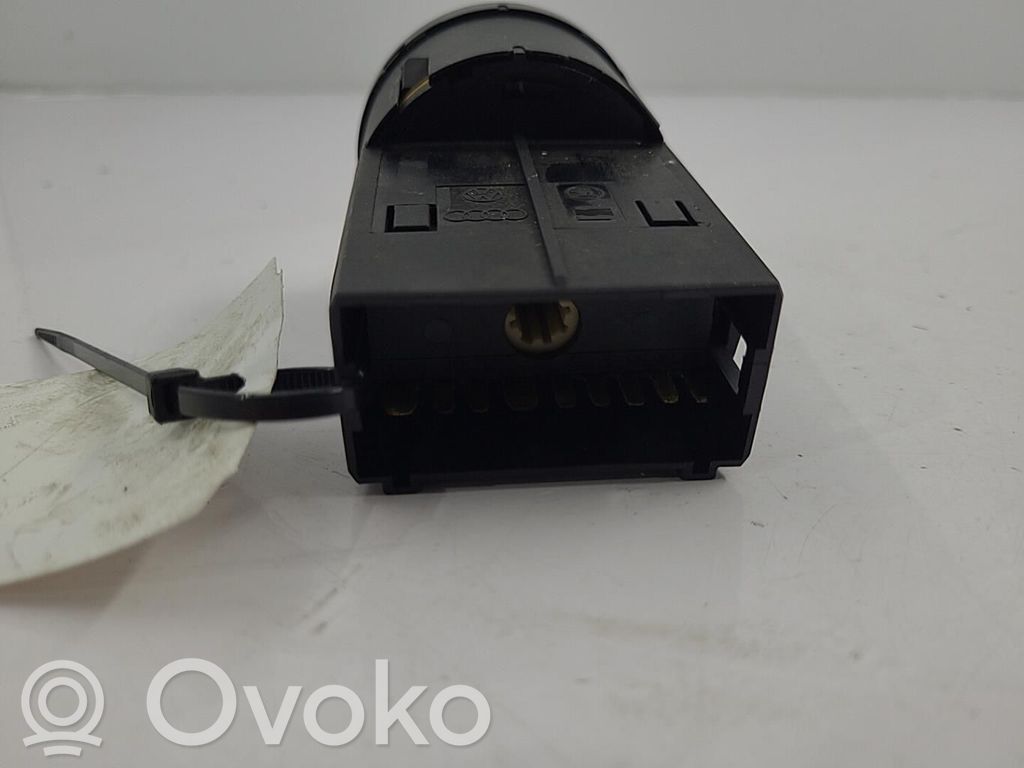 Interruptor de luz   6Q0941333B9B9