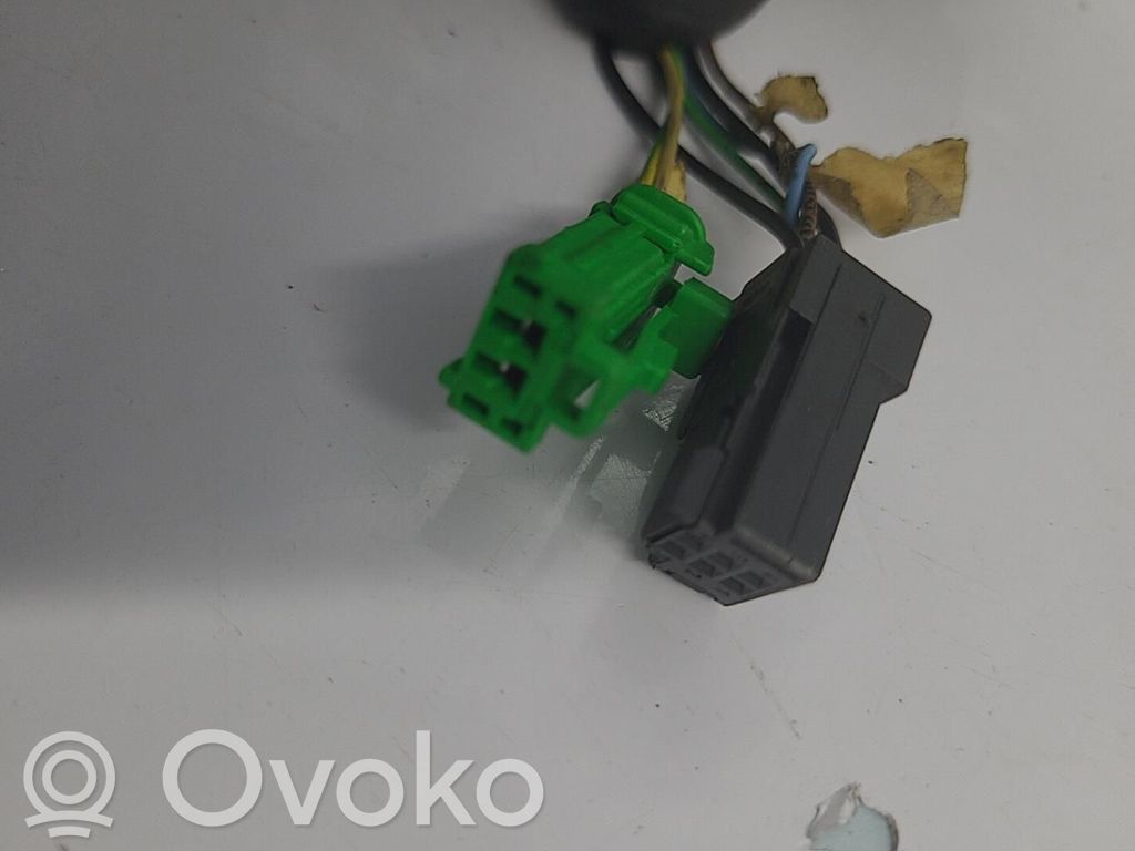 Oglindă exterioară manuală   00008149YN
