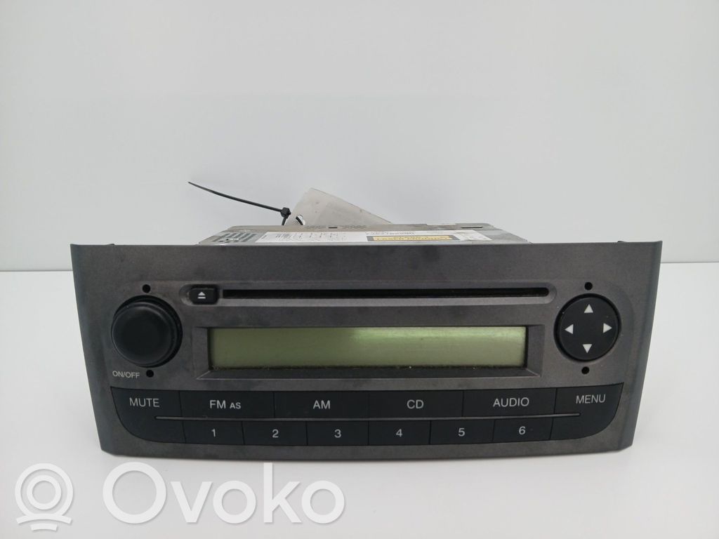 Fiat Grande Punto Panel / Radioodtwarzacz CD/DVD/GPS 