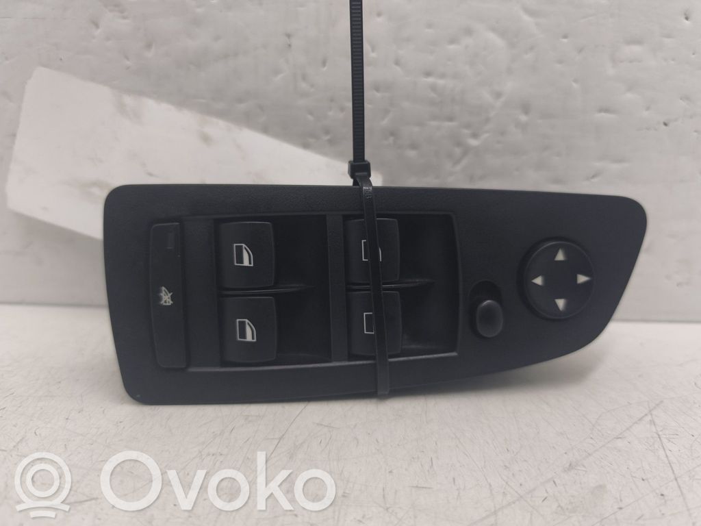 BMW 1 E81 E87 Electric window control switch 