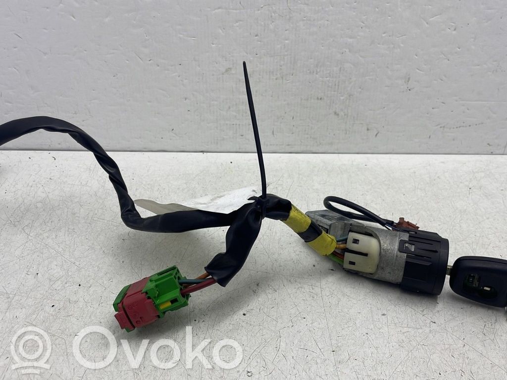 Citroen C3 Aizdedzes atslēga 