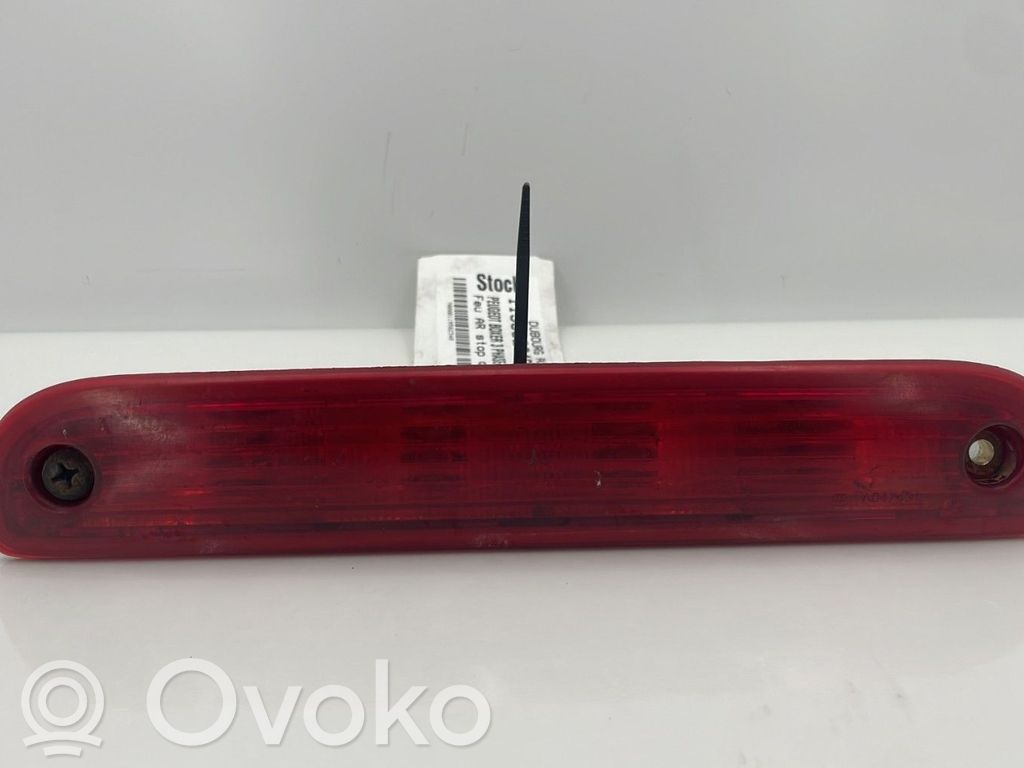 Kolmas/lisäjarruvalo   6351Z4