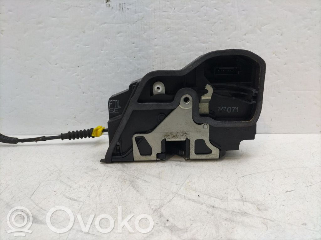 Front door lock   51217202143