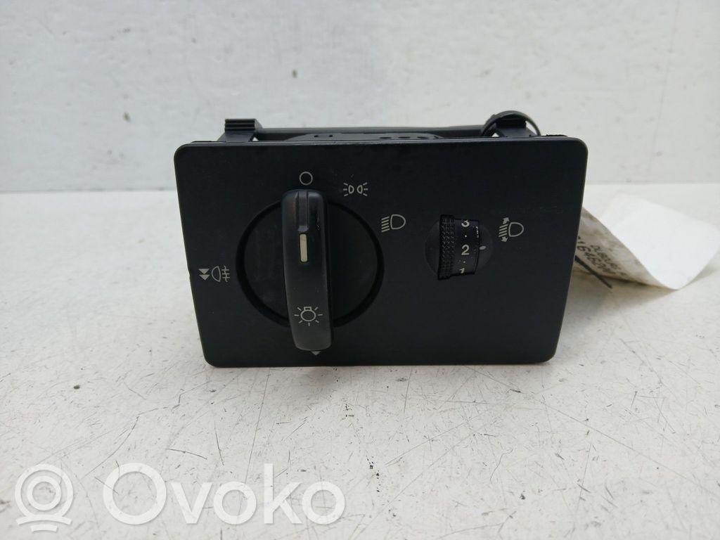 Ford Fusion Light switch 