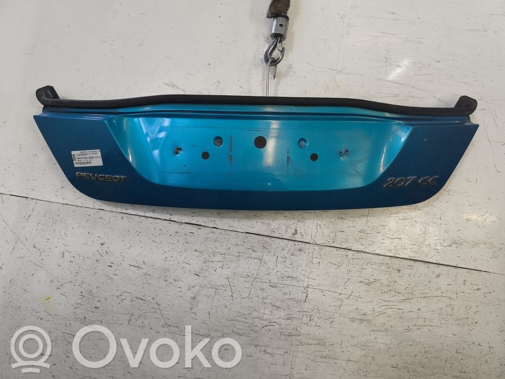 Moldura de la puerta trasera   860688