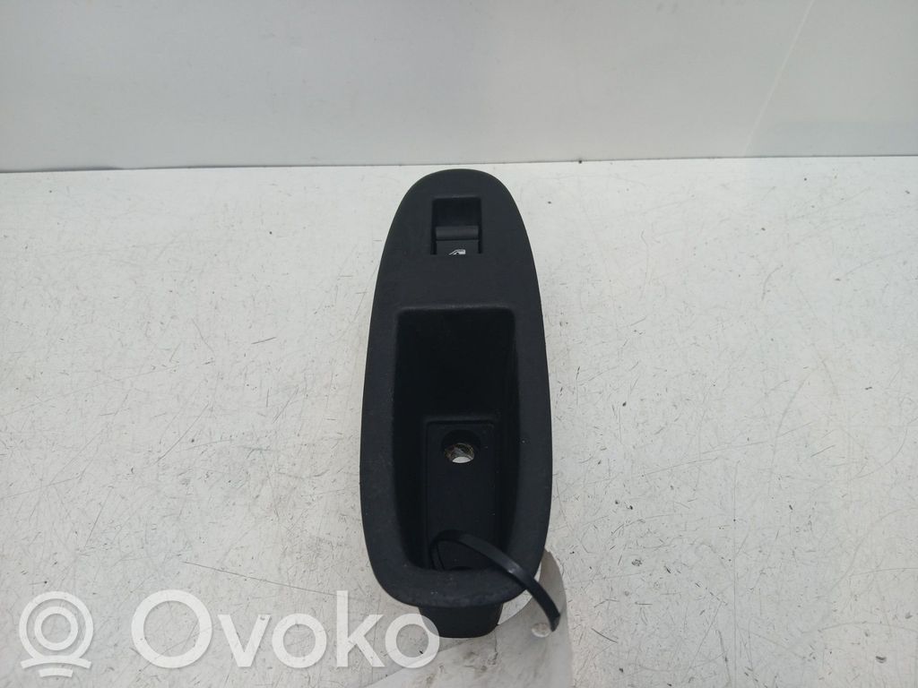 Electric window control switch   71744265