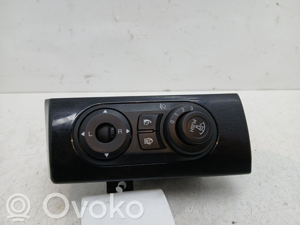 Chevrolet Captiva Light switch 