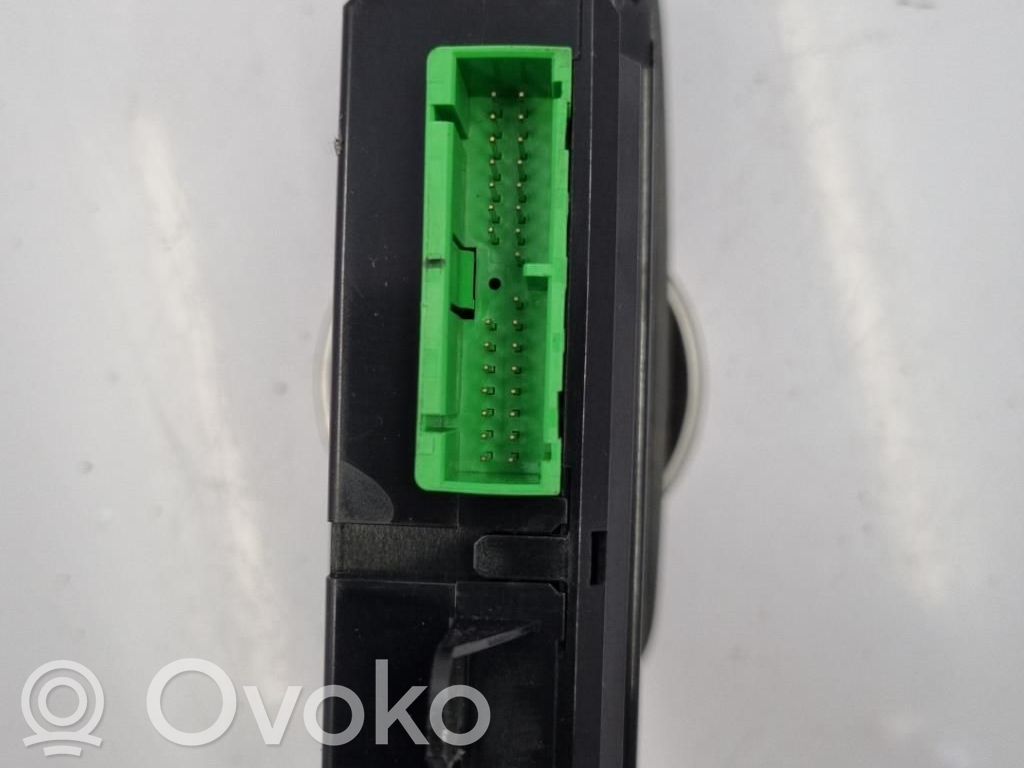 Interruptor del elevalunas eléctrico   09193383