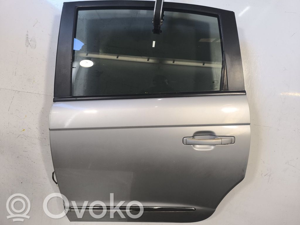 SsangYong Rodius Puerta trasera 
