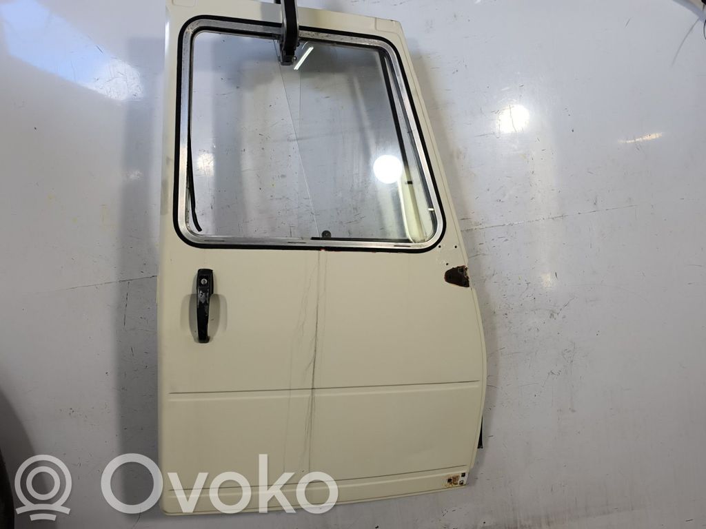 Peugeot J9 Portiera anteriore 