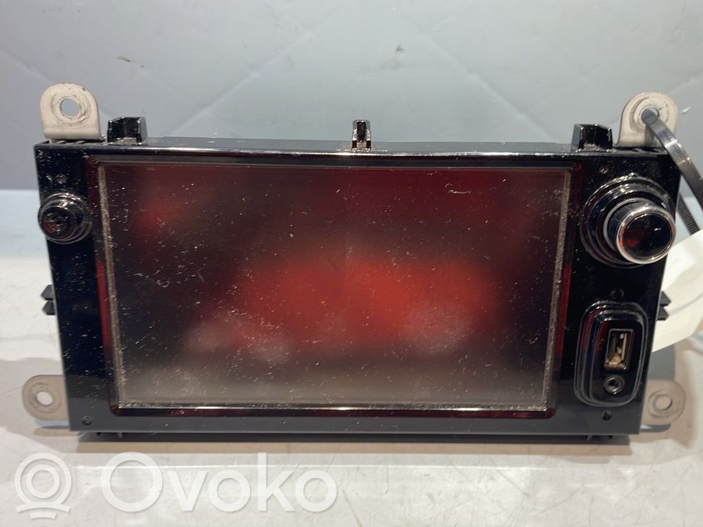 Renault Clio IV Unitate principală radio/CD/DVD/GPS 