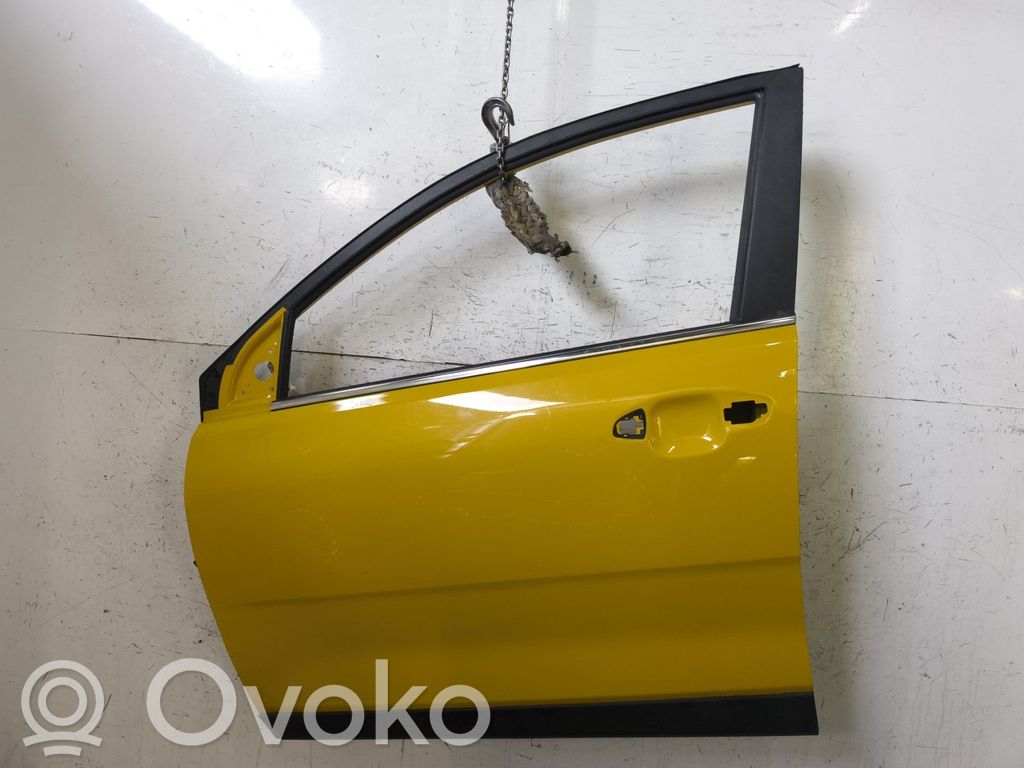 KIA Stonic Дверь 