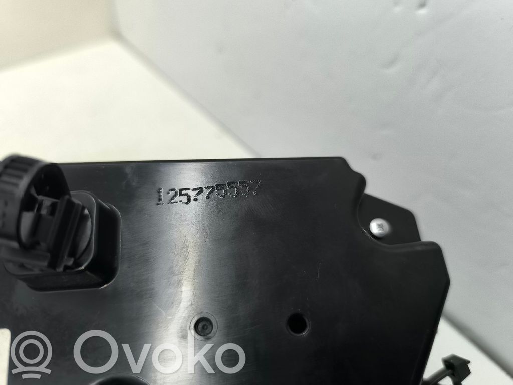 Mazda 2 Climate control unit 