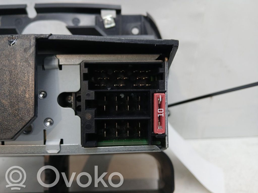 Fiat Doblo Radio/CD/DVD/GPS head unit 
