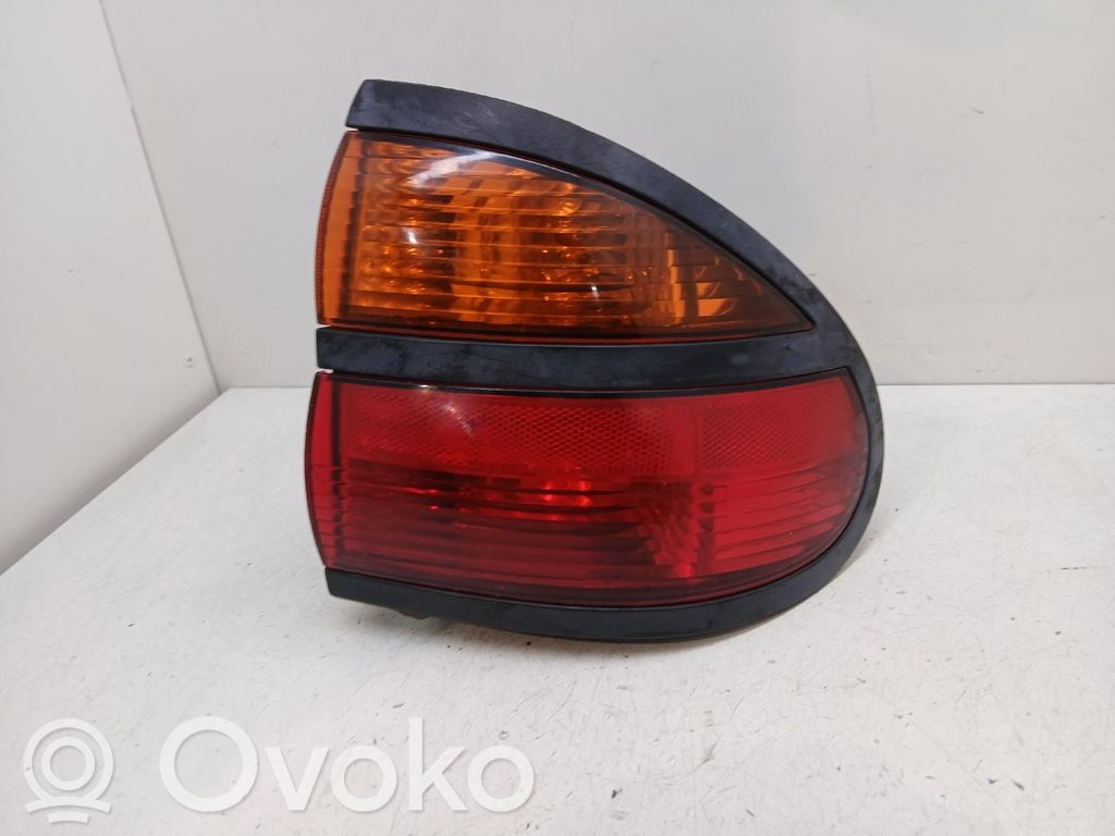 Renault Laguna I Luci posteriori 